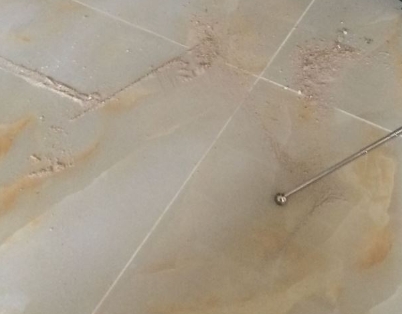 洮南瓷砖空鼓维修公司分享粘合剂选择不当在瓷砖铺贴过程中可能导致以下问题