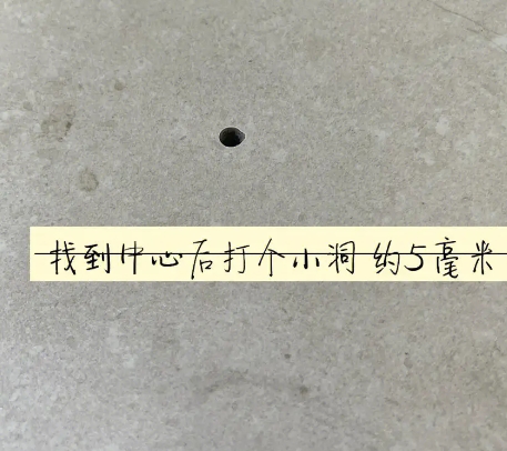 洮南瓷砖空鼓维修公司专业解答在瓷砖铺贴过程中，如果砂料搅拌不均匀，将会带来以下问题